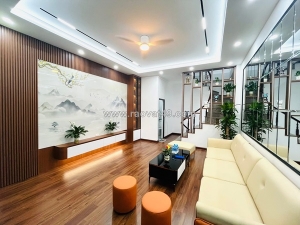 Nhà đẹp phố định công thượng- lô góc- 35m*5tầng- ô tô cách 10m-gần trường,chợ-