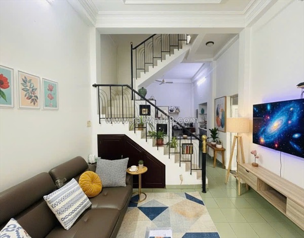 Nhà hẻm ô tô cách mạng tháng tám – quận tân bình – 5.9x10m (48 m2) – 3 tầng –