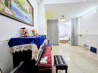 Nhà hxh đẹp – giá tốt  – chính chủ cần bán tại 134, đường trần bá giao, phường 5