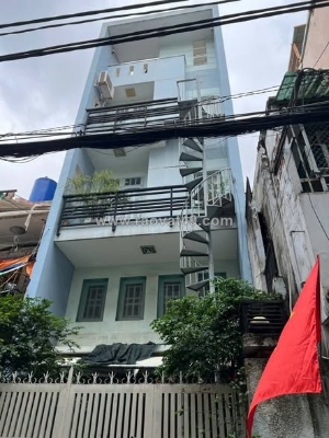 Nhà hxh đường hoàng hoa thám phường 5 quận phú nhuận cũ.