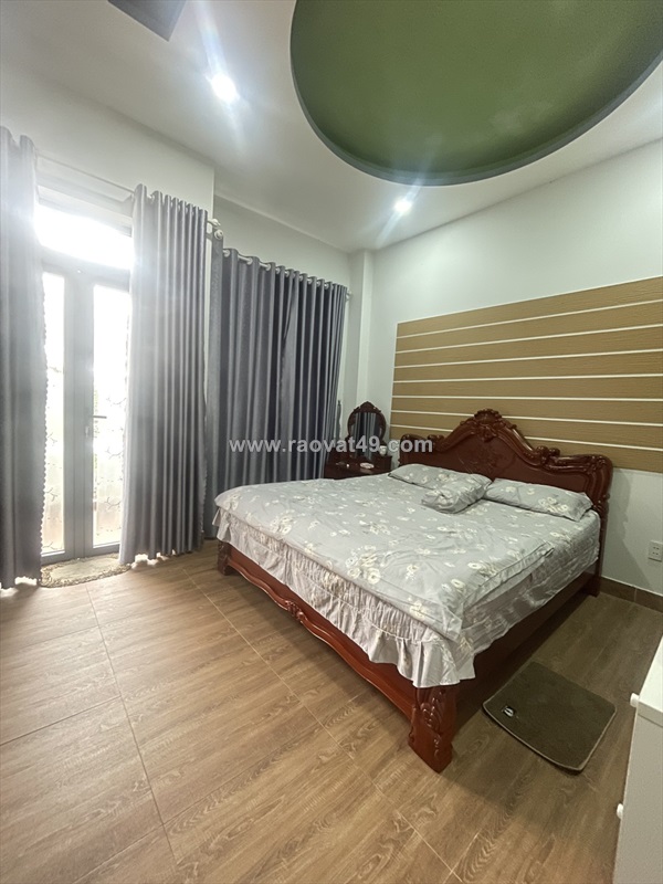Nhà mặt tiền bùi văn ngữ hiệp thành quận 12
nhà vào ở ngay - khu an ninh dân