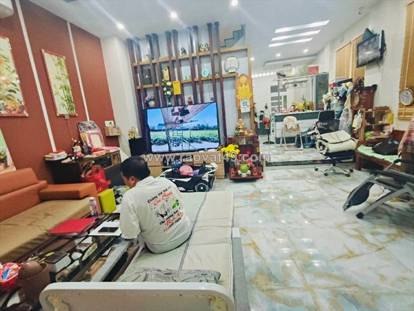 Nhà mặt tiền xe hơi 4 tầng gần chợ phú lợi 2 ngang 9m hoàn công đủ- 09311722