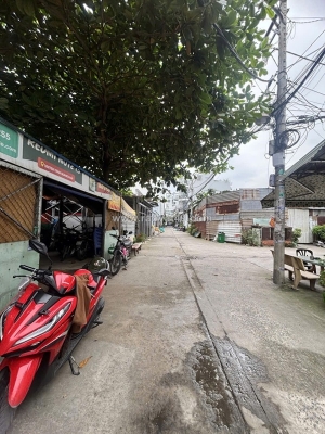 Nhà mới đón tết đ số 4 lê văn quới ngay ngã tư 4 xã 48m2 ,3 tầng 3 pn 5 tỷ 1