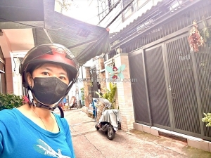 Nhà ngang lớn 4.9m-đ.bến vân đồn- đẹp, sang xịn sò- giao thương q8 với q1 -