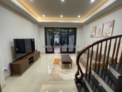 Nhỉnh 12 tỷ, nhà 70m2 hàng xóm vinhomes riverside 4t dân xây, siêu hiếm