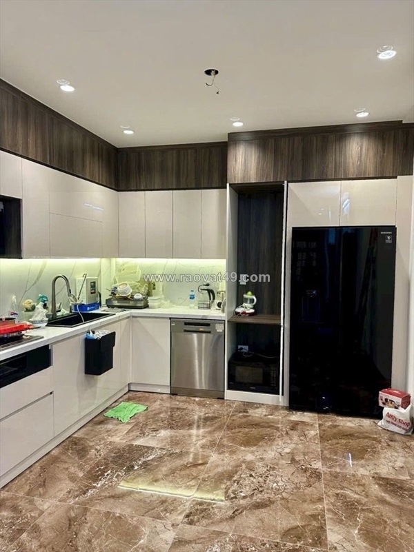 Phố ngọc hà dt 48m x 5 tầng  tỷ.ô tô đỗ cửa,dân xây mới,ngõ thông