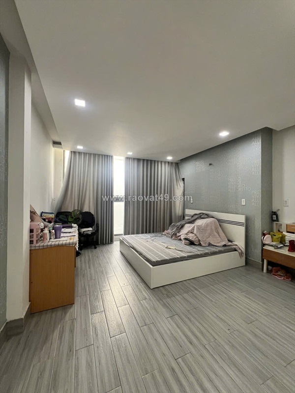 Quận 10 - nguyễn duy dương - sát mặt tiền - 56m2 - 4 tầng - 8.8 tỷ
