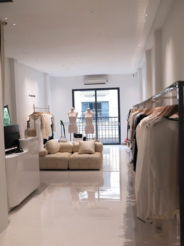 Sang nhượng shop mặt phố lê ngọc hân ,hai bà trưng, hà nội