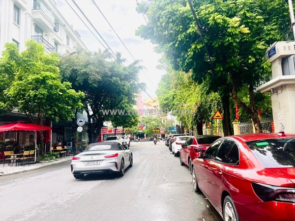 “siêu hiếm”, bán nhà trích sài, ô tô vào nhà, 7 tầng thang máy, chỉ 28 tỷ