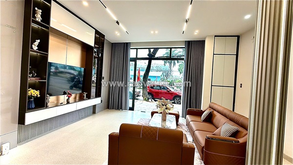 Siêu phẩm 3 tầng 3 mê  full nội thất mt  nguyễn hữu thọ
