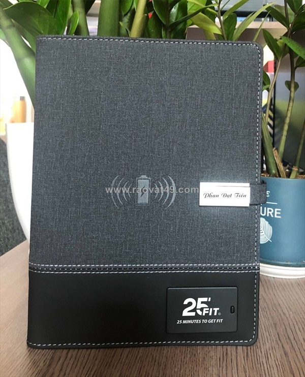 Sổ sạc dự phòng khắc tên