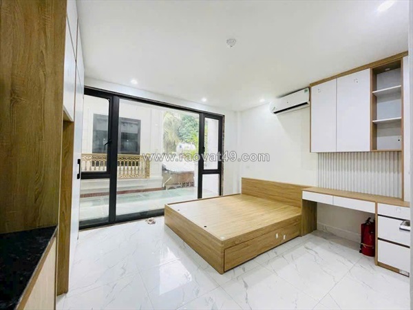Trung tâm cầu giấy -  khúc thừ dụ 39 mét 7 tầng thang máy - nhà đẹp ở luôn 15,8 tỷ