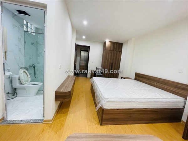 Vip tây hồ 36m  chỉ 11,8 tỷ 6 tầng thang máy nhà mới gần mặt phố trịnh công sơn