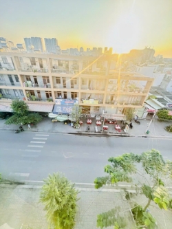 🔥🔥🔥  mặt tiền quận 7 - đường 24 m - 5 tầng - 60m2 - dòn13.6 tỷg tiền -