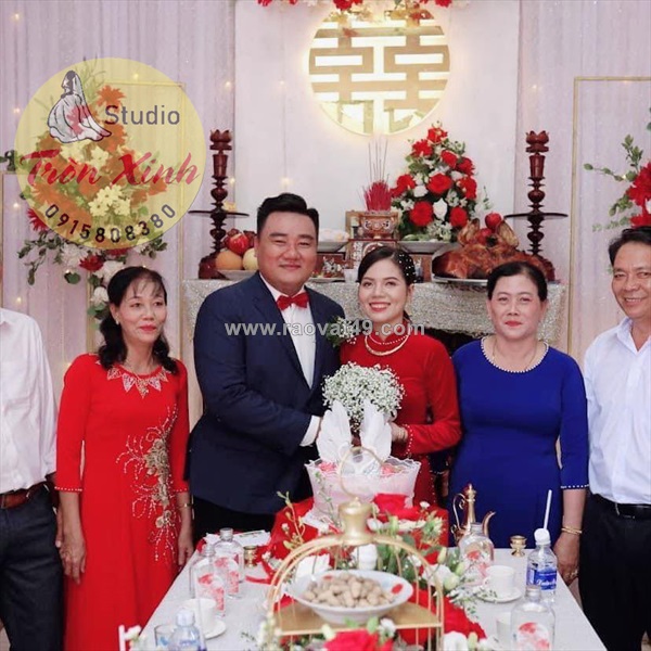 Áo dài sui gia bigsize sang trọng, nhã nhặn, không kén dáng