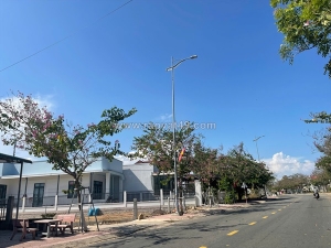 Bán 5.1 sào đất odt mặt tiền nguyễn du - lagi gần biển cam bình 3.3tr/m2