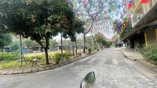 Bán 80 m2 đất tái định cư kiêu kỵ – gia lâm  giá chỉ 100 tr/m2, lh 0985865658