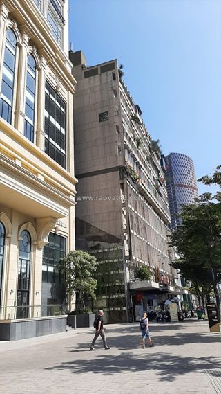 Bán căn hộ 12 võ văn kiệt q1 ngay trung tâm thành phố dt 71m2