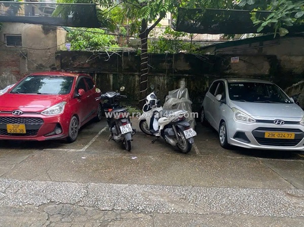 Bán căn hộ tập thể tầng 1 kinh doanh được ở phố tân mai