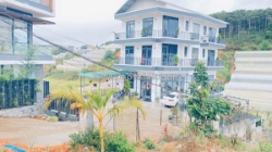 Bán căn nhà kinh doanh mới xây xong, gần làng hoa vạn thành, f5, đà lạt
