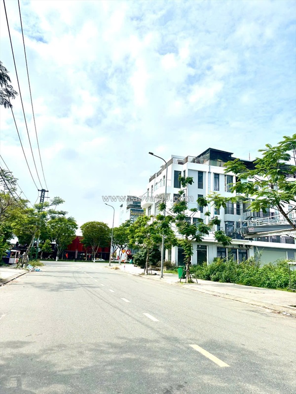 Bán đất đường 10.5m trần triệu luật - cách nguyễn sinh sắc 50m