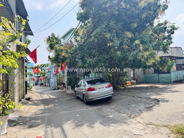 Bán đất full thổ cư 103m2 , hxh  , p tăng nhơn phú , tp thủ đức , giá 5 tr 500