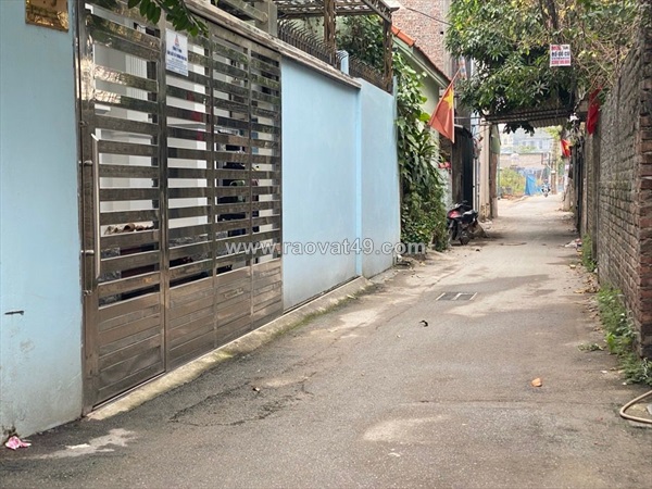Bán đất tặng nhà c4 phố hồng tiến- view cầu trần hưng đạo- oto mặt tiền