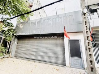 Bán đất tặng nhà mặt tiền lê sao  8x19 – đối diện cv  doanh thu gần 200  chỉ