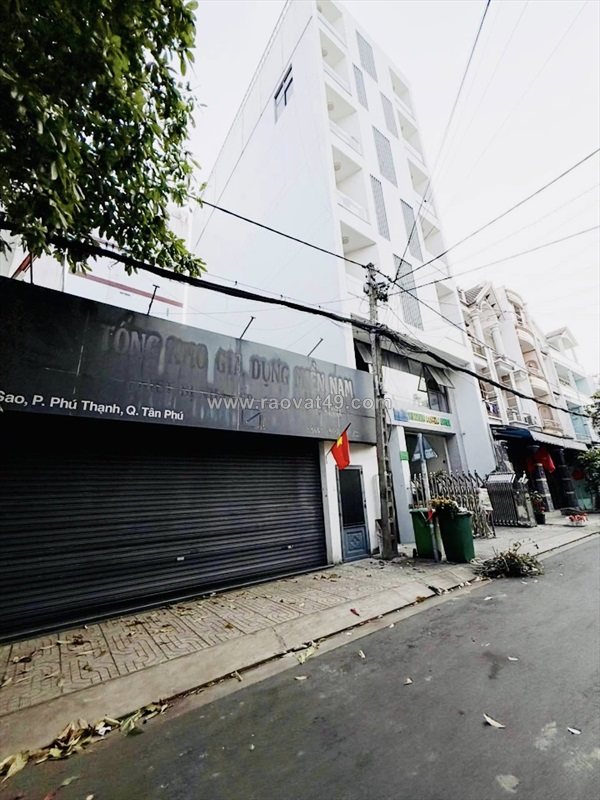 Bán đất tặng nhà mặt tiền lê sao  8x19 – đối diện cv  doanh thu gần 200  chỉ