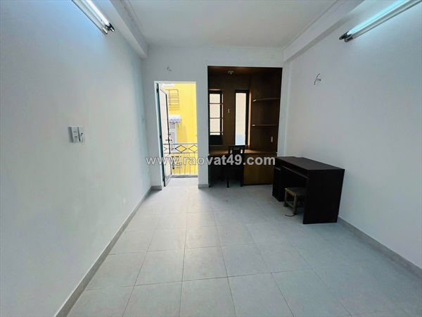 Bán nhà 134/ lý chính thắng -  gần nam kỳ khởi nghĩa, 3,1x14m, 3 tầng - 4 pn,