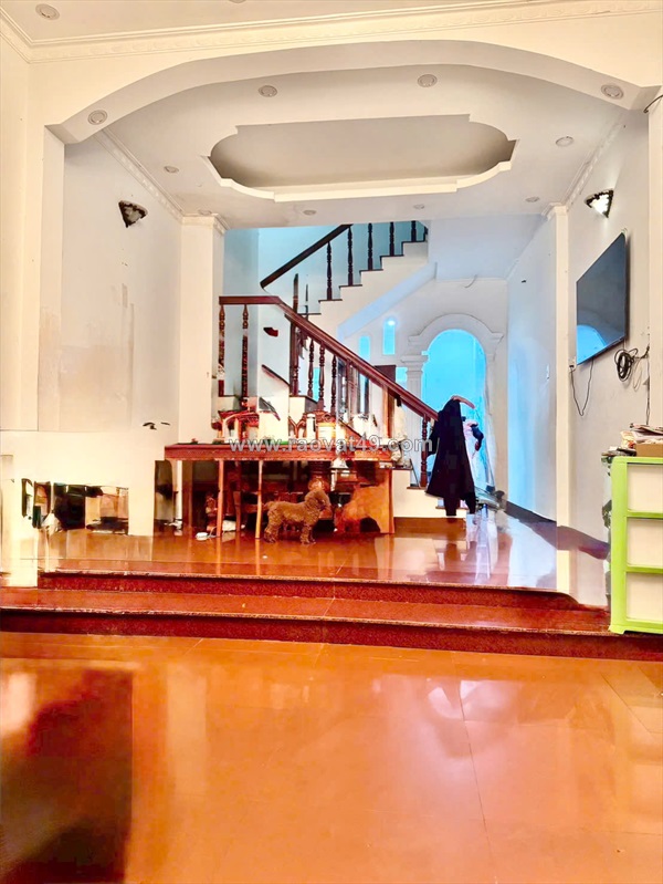 Bán nhà 2 lầu/st hẻm 154 âu dương lân p.chánh hưng p3q8
