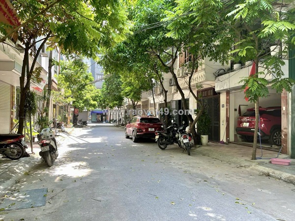 Bán nhà chiến thắng, dt38m2 4t, phân lô vỉa hè oto tránh, kinh doanh đa dạng,