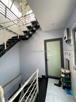 Bán nhà chính chủ - chdv - bình thạnh - đinh tiên hoàng - 5 tầng 12 pn lớn -