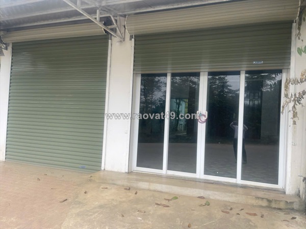 Bán nhà đất chính chủ – nhà đẹp, 2 gian cửa hàng mặt đường nhựa – kinh doanh