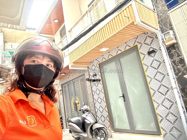 Bán nhà đ.đoàn văn bơ- nhà mới vào ở ngay- chào chỉ 2.65t- gần chợ 200 đ.xóm