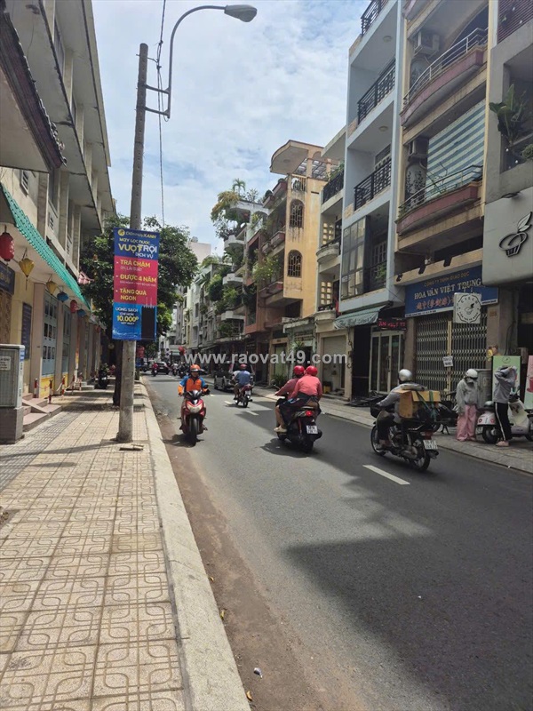 Bán nhà đẹp quận 5 mặt tiền triệu quang phục (4x14,5m) 4 lầu mới đẹp
,xíu  tỷ