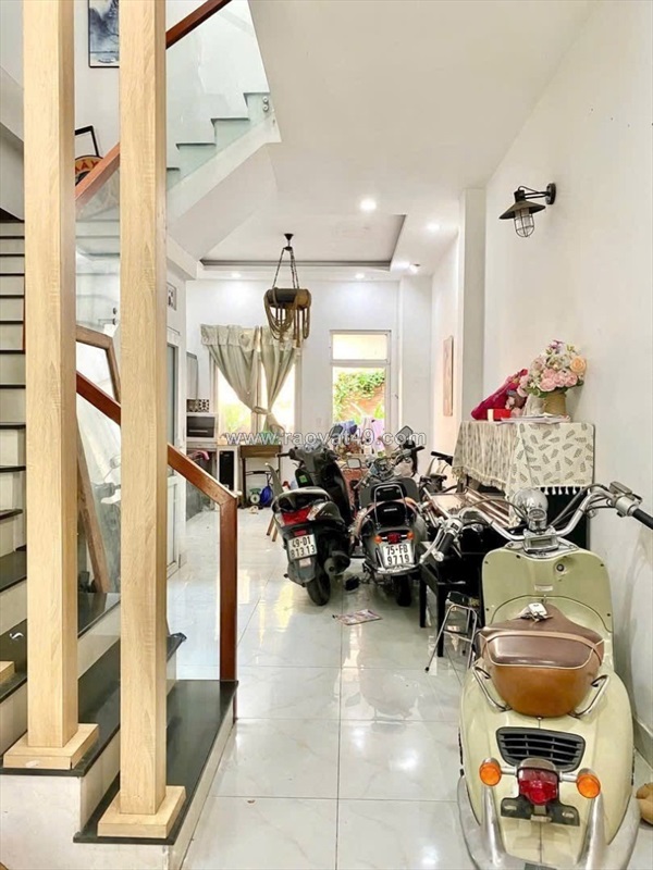 Bán nhà đường số 12, phường hiệp bình phước, thủ đức, tp hcm. dt 76m2, 3 tầng,