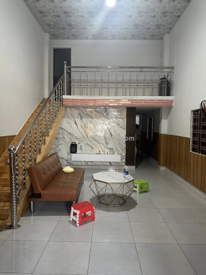 Bán nhà gác lửng đúc kiệt ô tô đậu đổ trước nhà k129 đồng kè