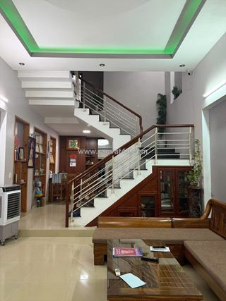 Bán nhà lô góc kiệt ô tô nguyễn văn thoại sơn trà đà nẵng, dt 136m2, 4 tầng +
