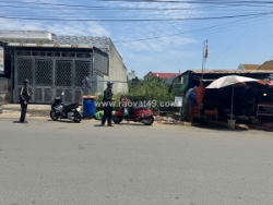 Bán nhà mặt phố đức hòa, long an: 125m2, 5.6 tỷ, sổ hồng, vị trí vàng đường 20,