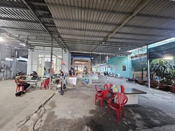 Bán nhà mặt tiền 15x68m giá 34 tỷ đường bùi thị lùng