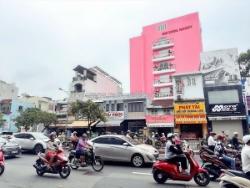 Bán nhà mặt tiền 40m đ. nguyễn văn cừ, quận 5 - 145m2 - chính chủ 1 đời xưa *