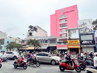 Bán nhà mặt tiền 40m đ. nguyễn văn cừ, quận 5 - 145m2 - chính chủ 1 đời xưa *
