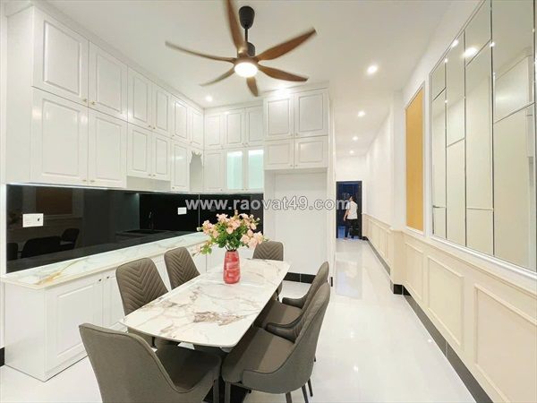 Bán nhà mặt tiền có sân vườn  nguyễn hiền điều, rạch giá, an giang - gần các cơ