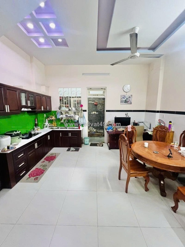 Bán nhà mặt tiền tây sơn - gần đường tân hương, 5,1x,5m, 2 tàng - 3 pn, chỉ