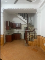 Bán nhà ngõ 38 xuân la 37 mét 5 tầng 11,5 tỷ