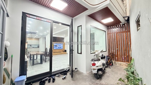 Bán nhà ngọc thuỵ, 90m x 4t gần cầu thiết kế đẹp chỉ hơn 10 tỷ
