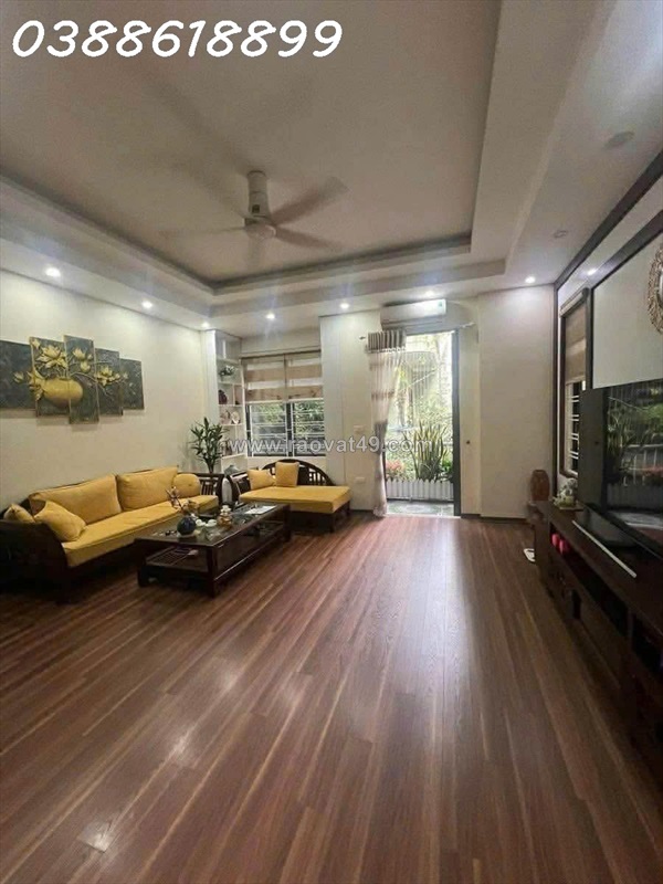 Bán nhà phân lô huỳnh thúc kháng, đống đa - 52m2 x 5 tầng - mt 4.7m - ô tô