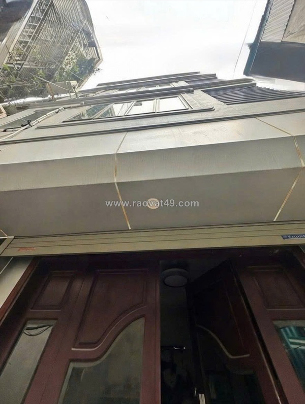 Bán nhà phân lô, ô tô đỗ ở phố lò đúc