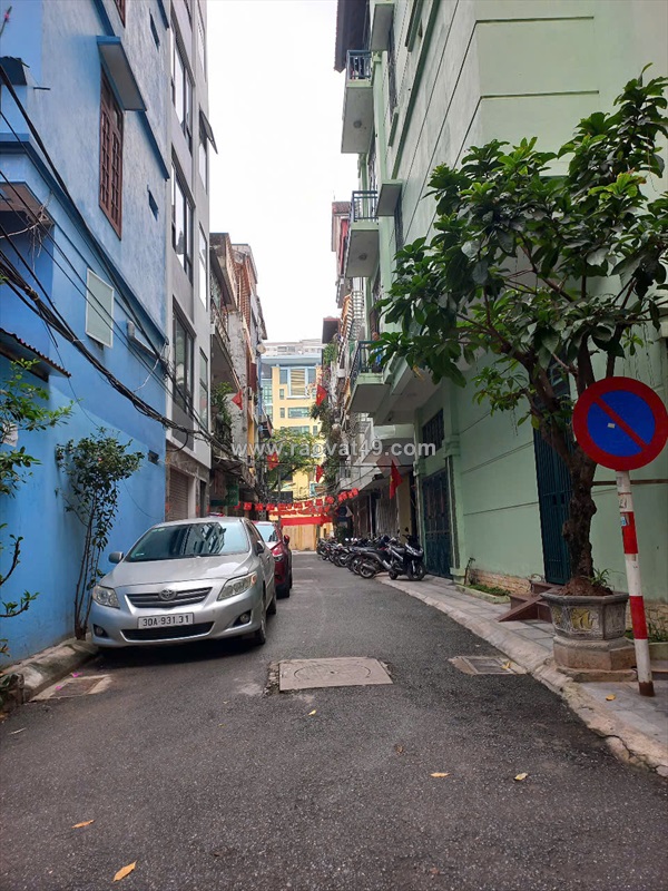 Bán nhà phố khuất duy tiến, 6 tầng thang máy, oto tránh, kinh doanh văn phòng